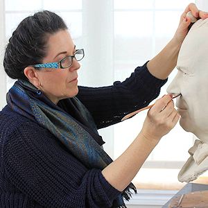 Sculptor Ruth Abernethy